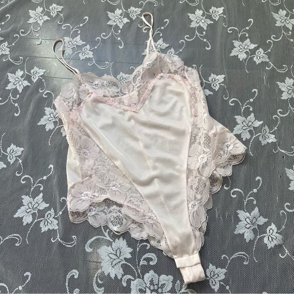 Vintage Other - Vintage Lace Trim Satin Teddy in Pink Sz Medium